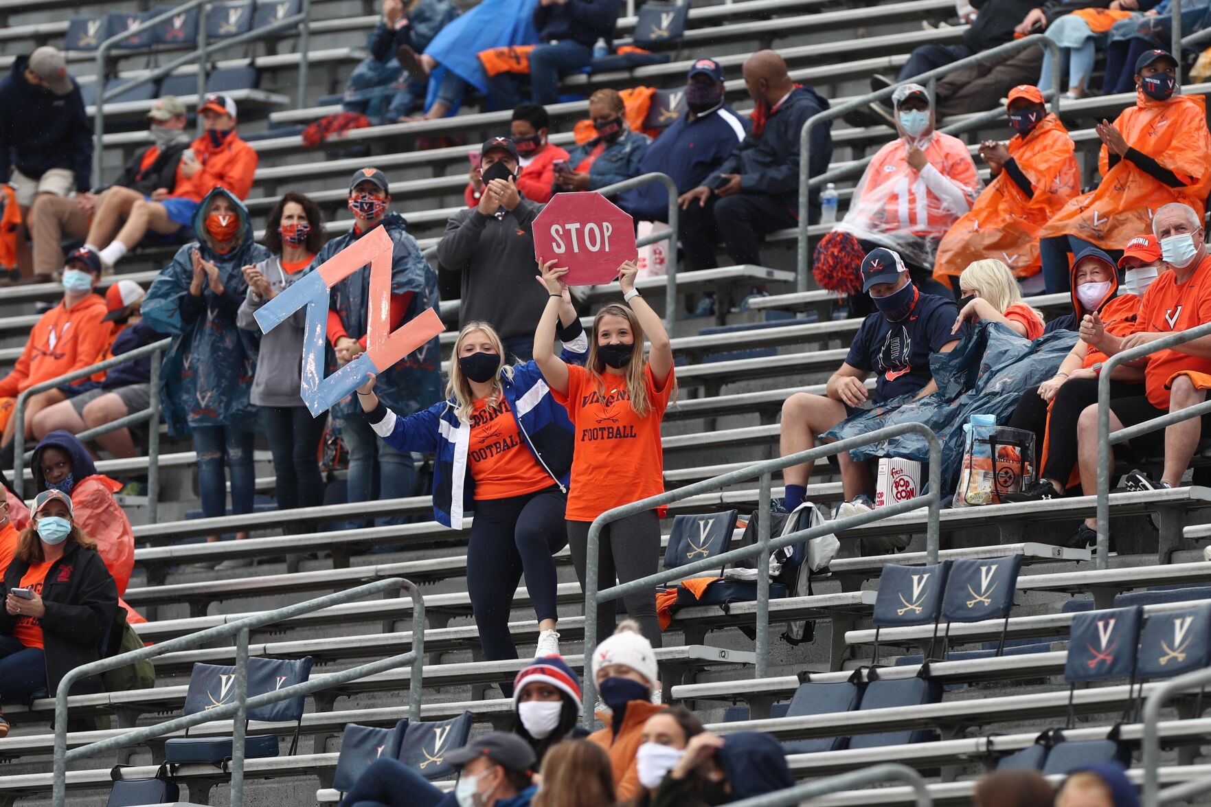 101020-ncstate-uvafootball114.JPG